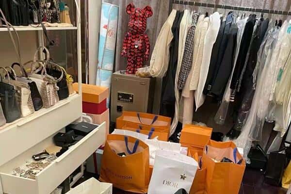 漳州市南靖回收一线品牌衣服